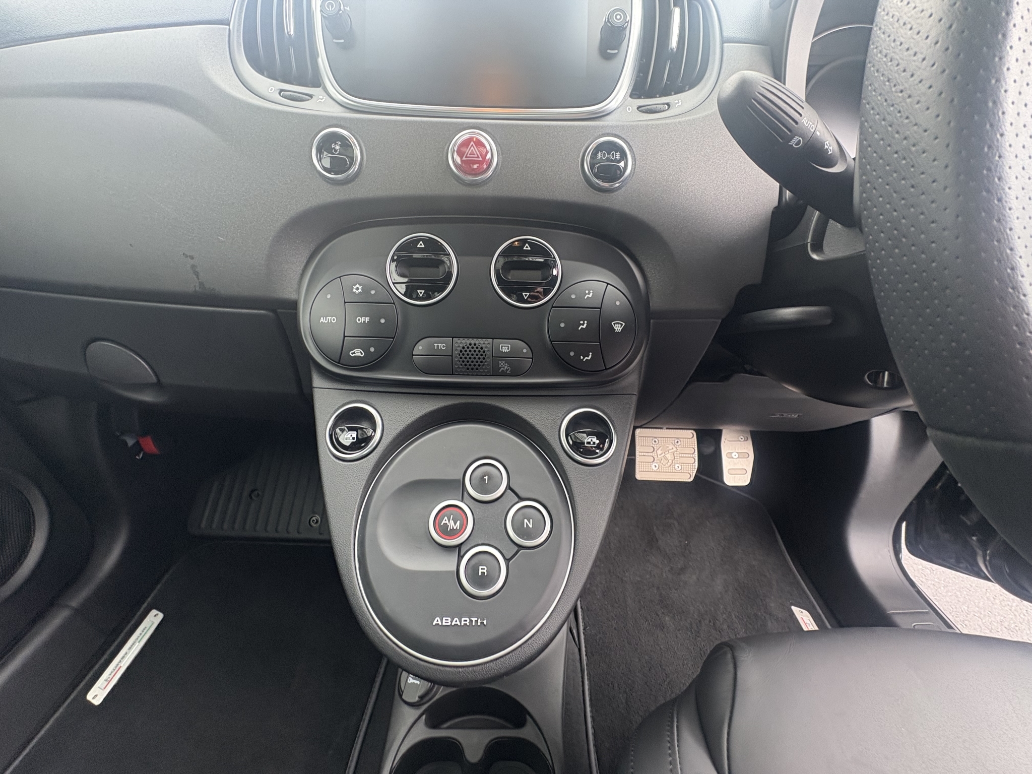 Fiat Abarth 2022 - 17