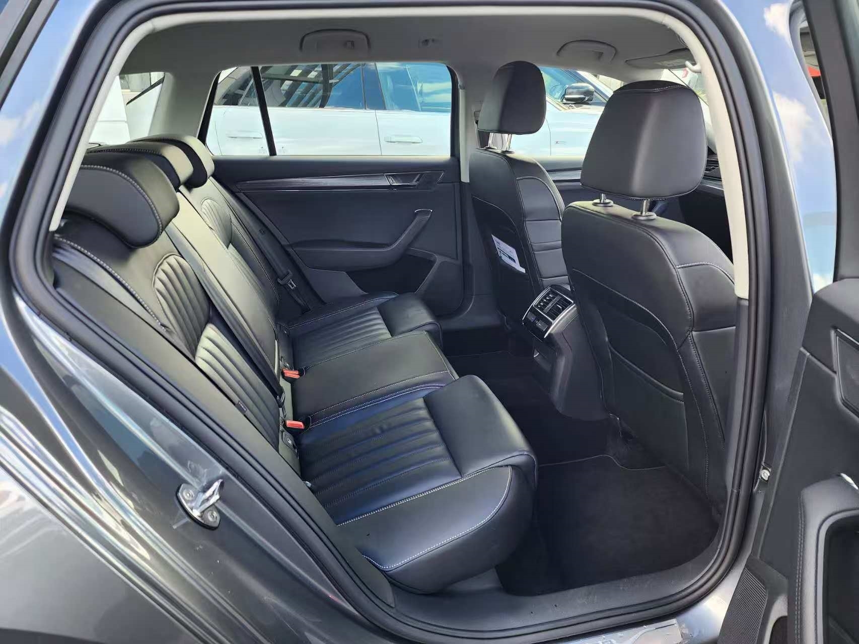 Skoda Superb 2022 - 7