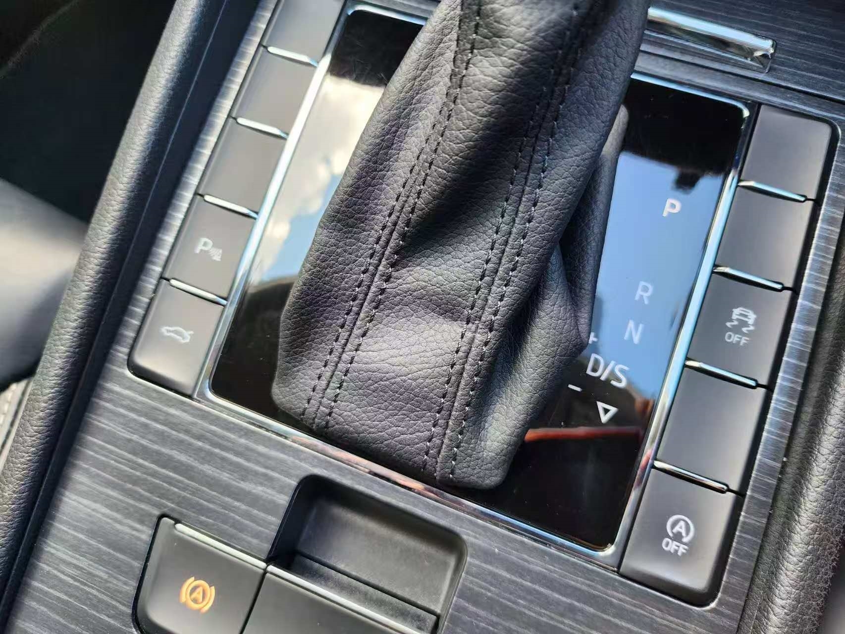 Skoda Superb 2022 - 11