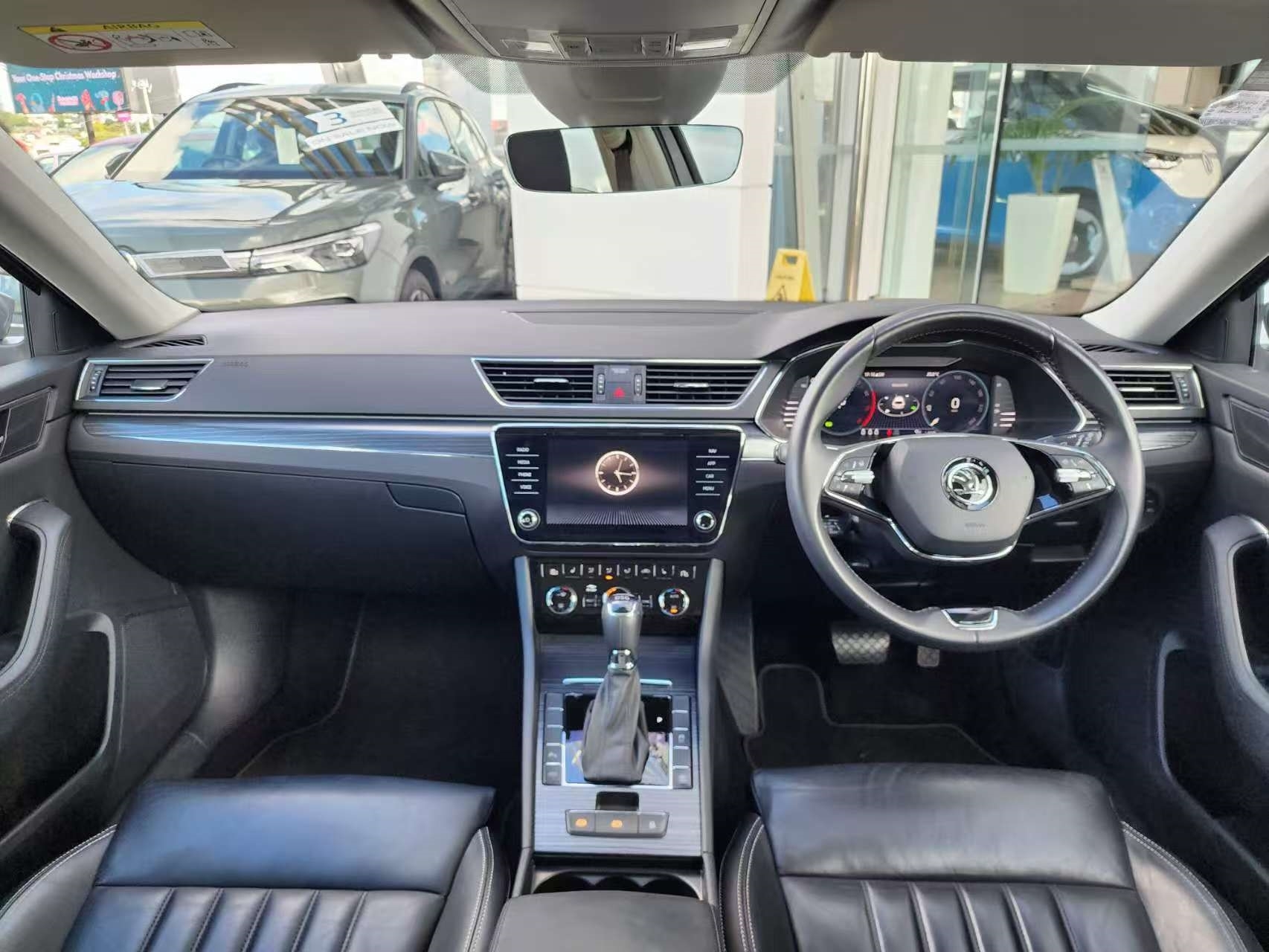 Skoda Superb 2022 - 15