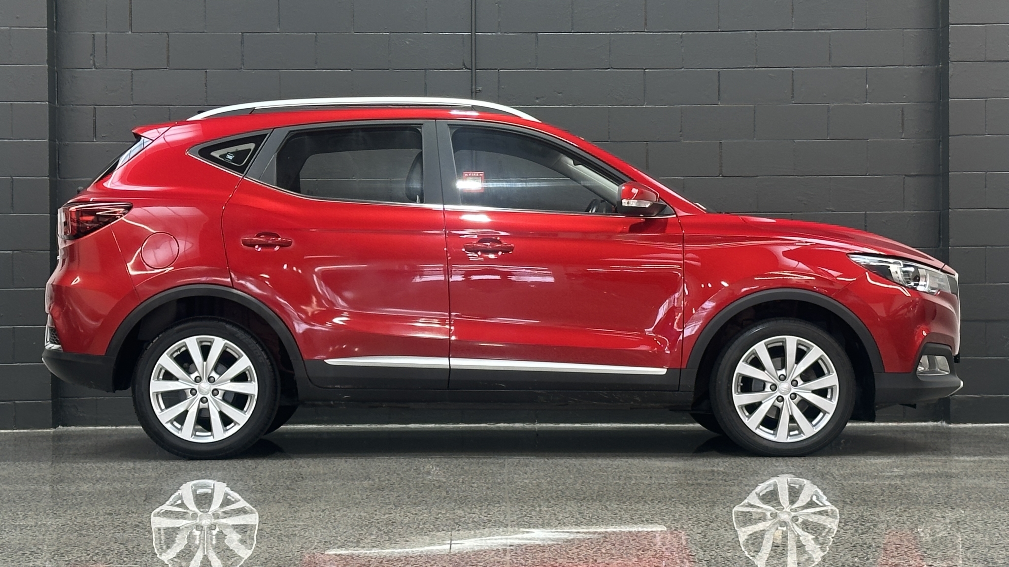 MG ZS 2023 - 3