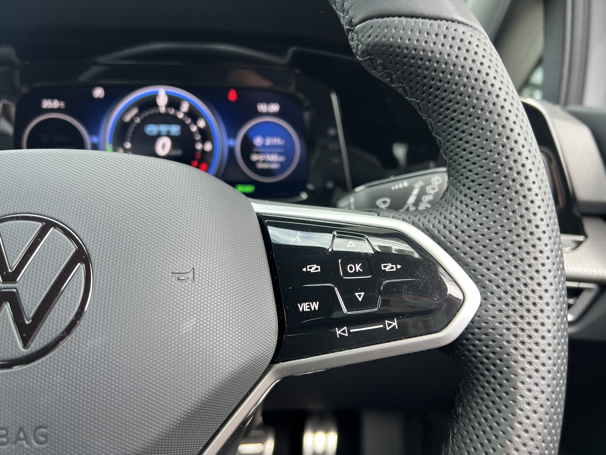 Volkswagen Golf 2023 - 14