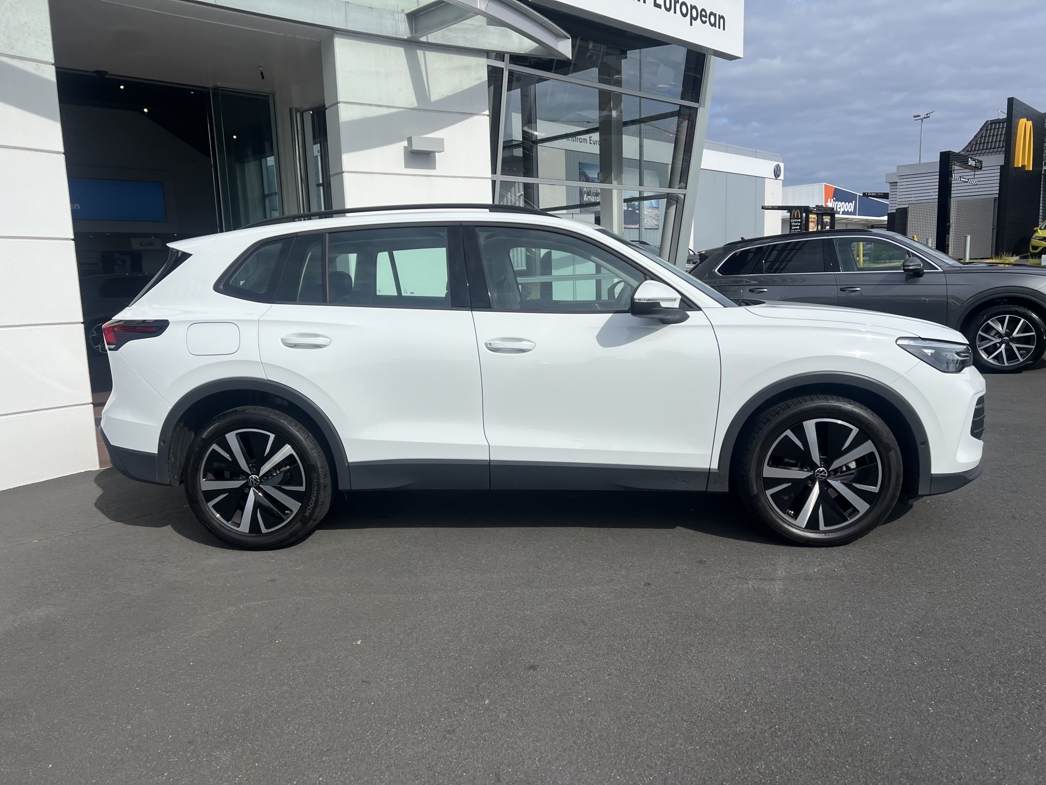 Volkswagen Tiguan 2024 - 3