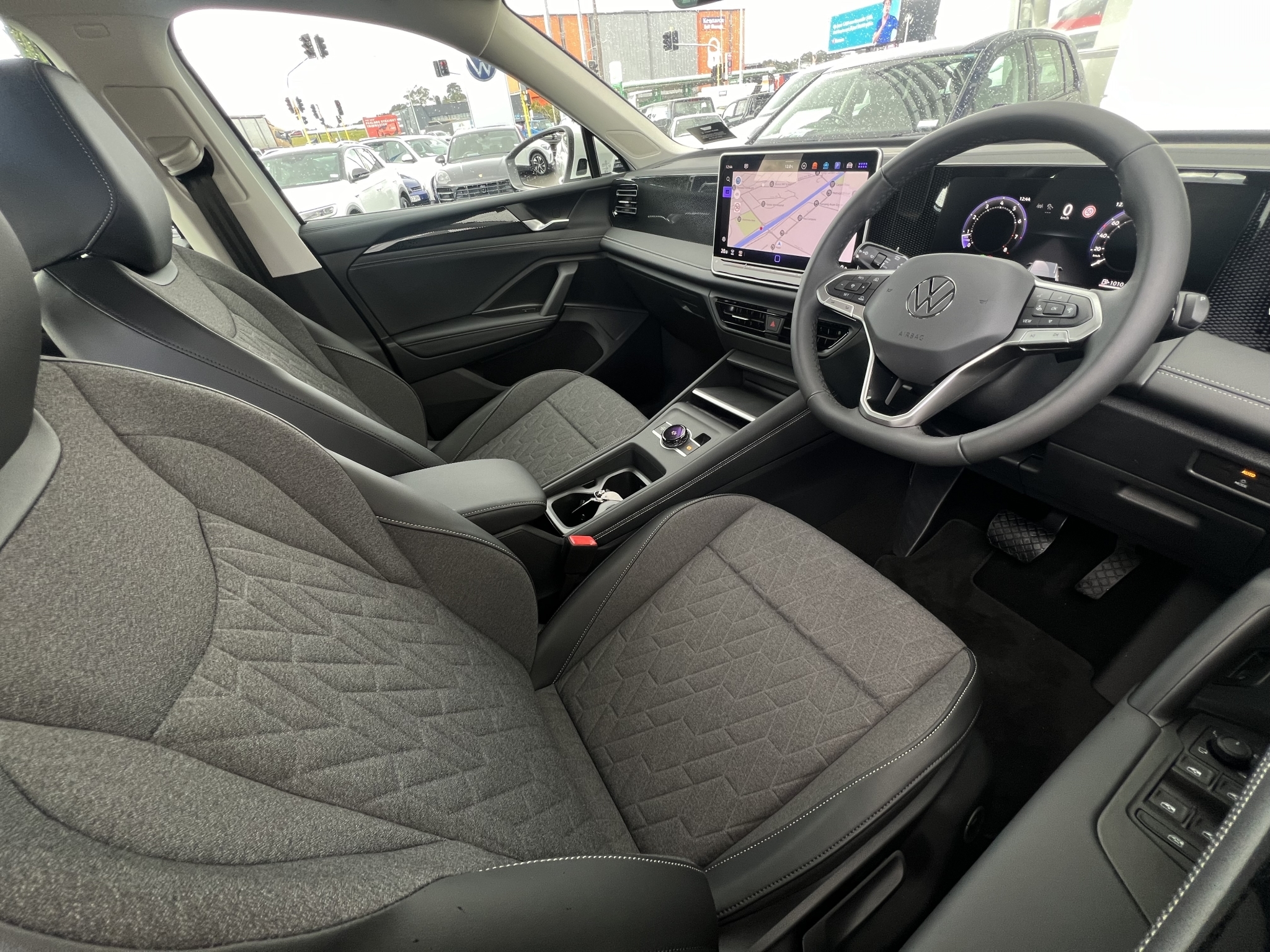 Volkswagen Tiguan 2024 - 6