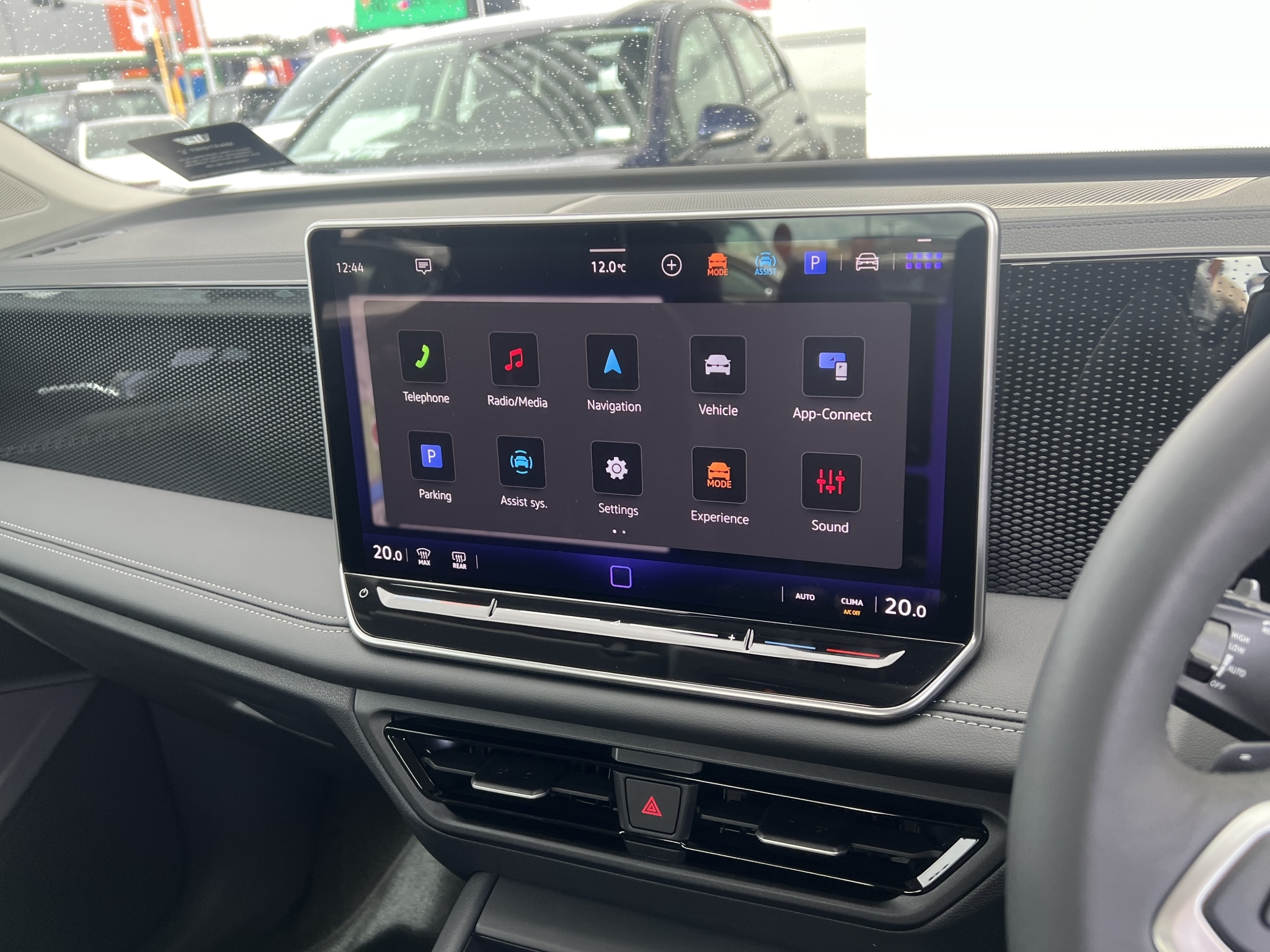 Volkswagen Tiguan 2024 - 11