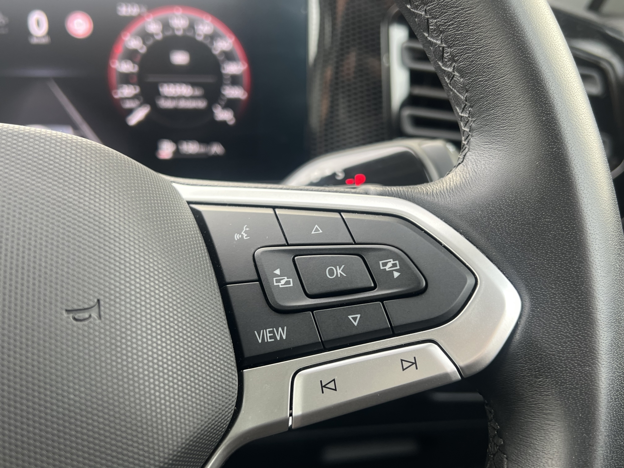 Volkswagen Tiguan 2024 - 17