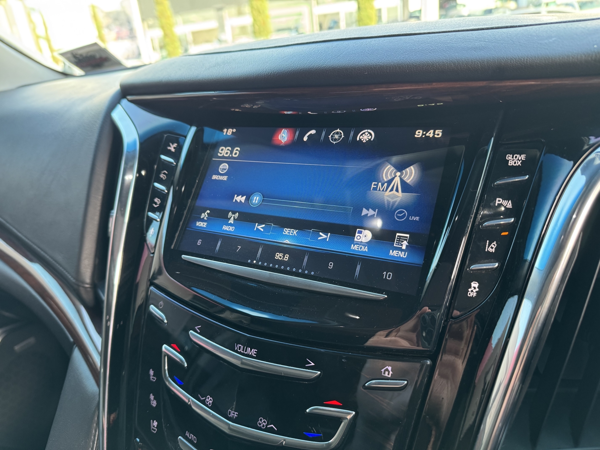 Cadillac Escalade 2015 - 12