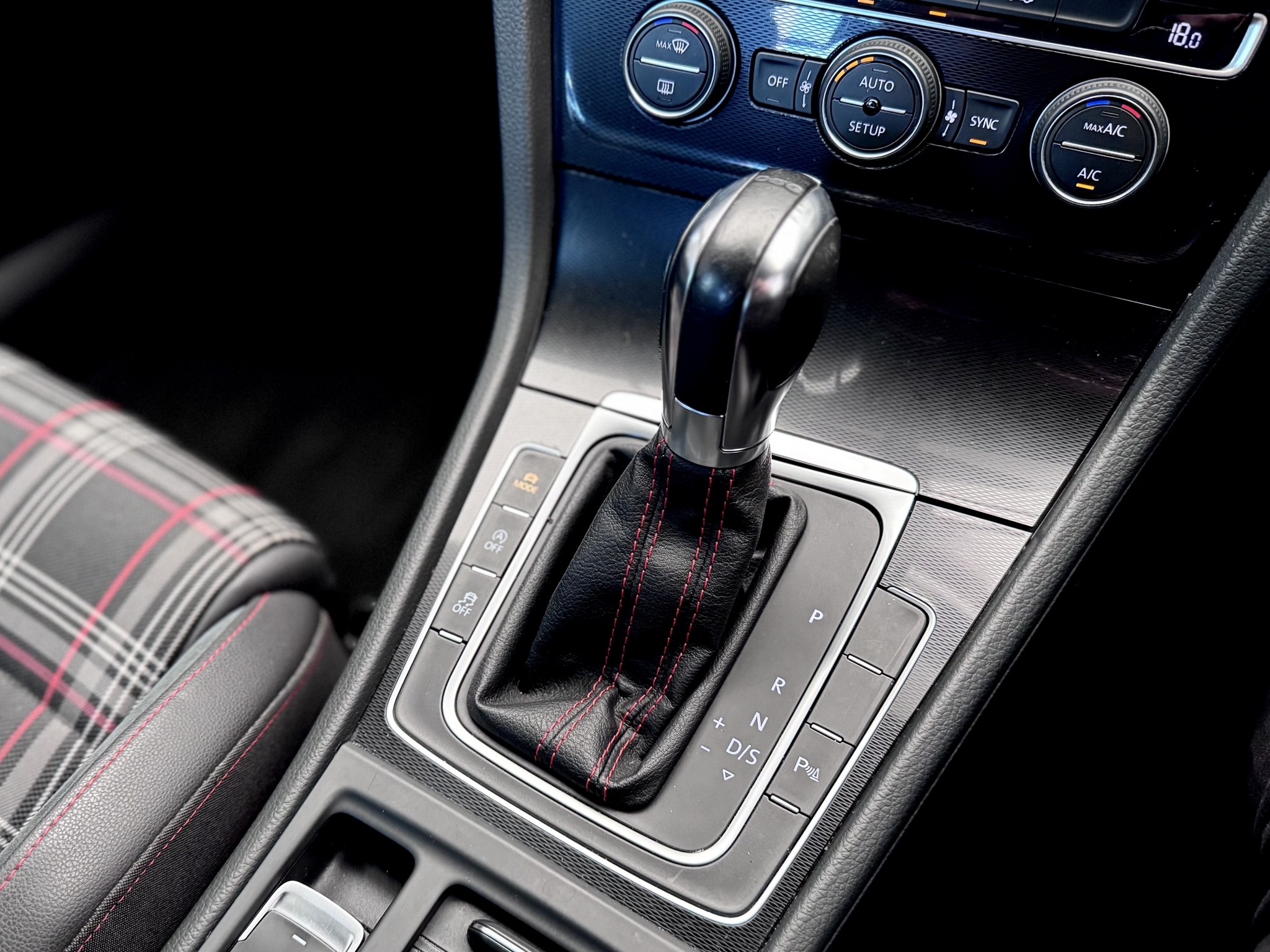 Volkswagen Golf 2014 - 12