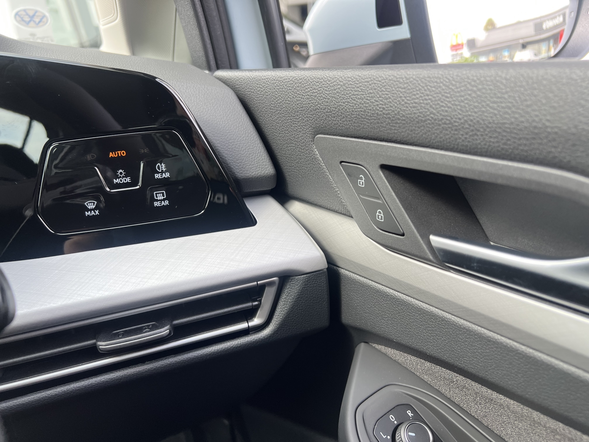 Volkswagen Golf 2025 - 11