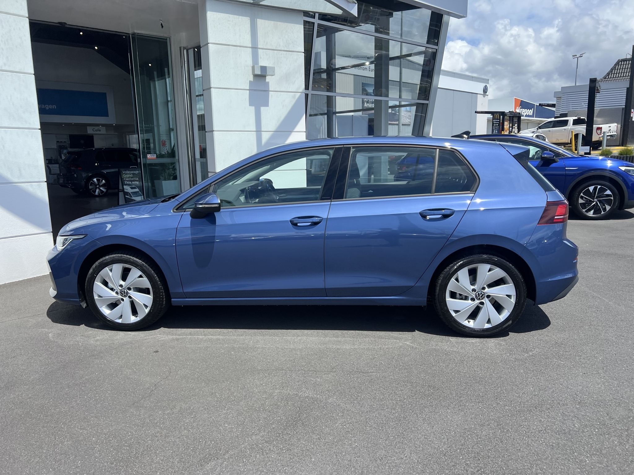 Volkswagen Golf 2025 - 6