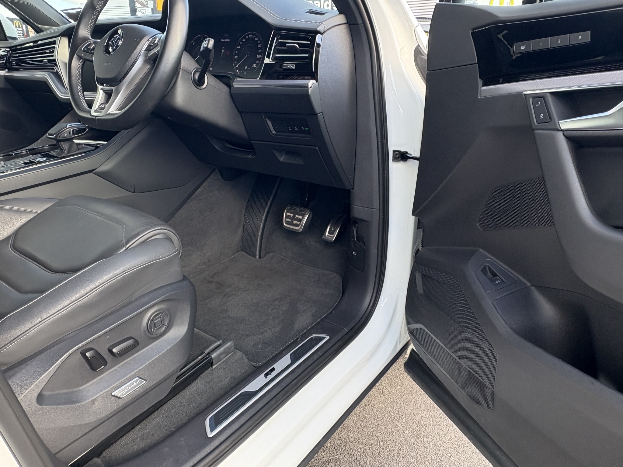 Volkswagen Touareg 2020 - 12
