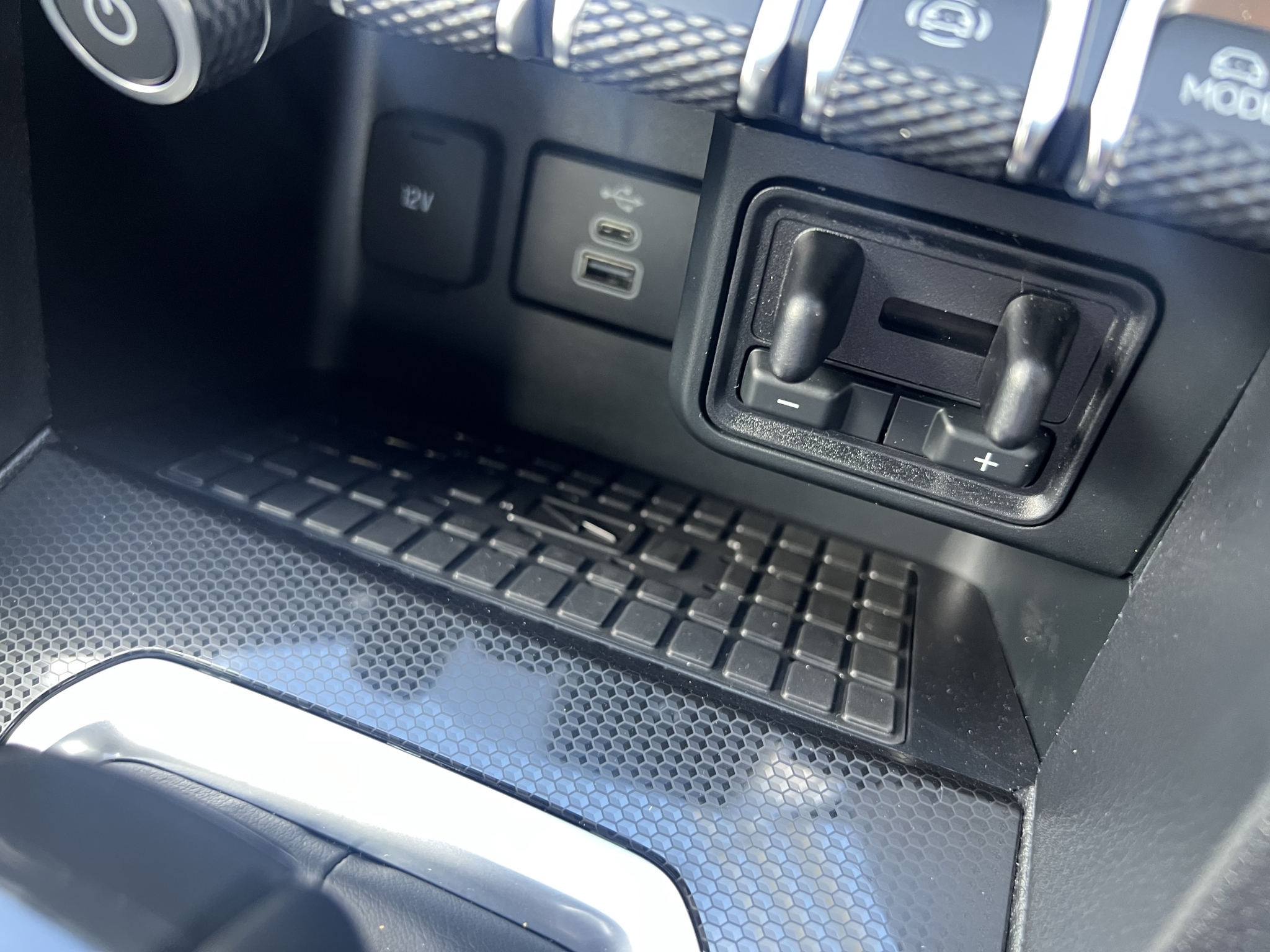 Volkswagen Amarok 2025 - 15