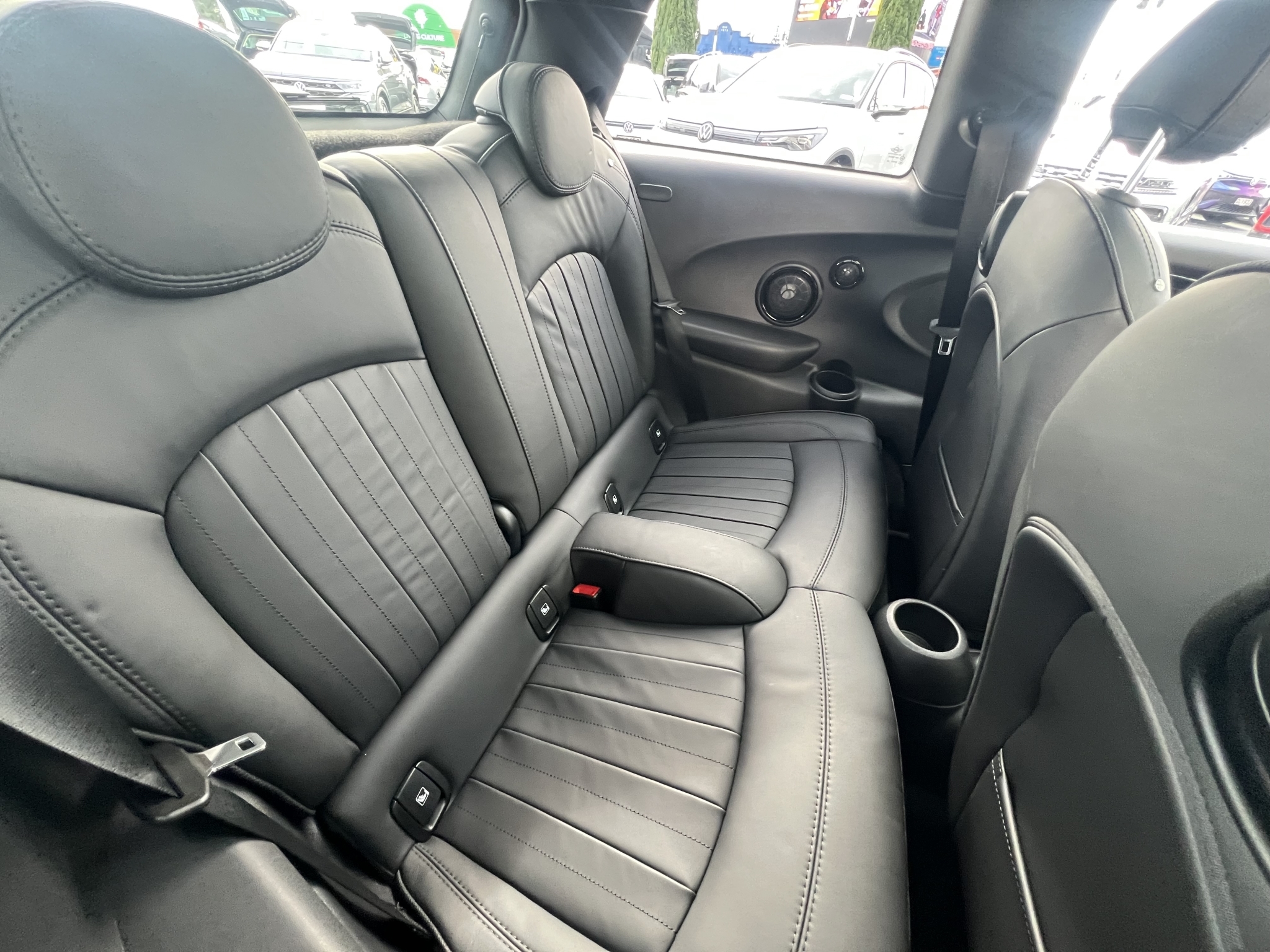 MINI Hatch 2022 - 11
