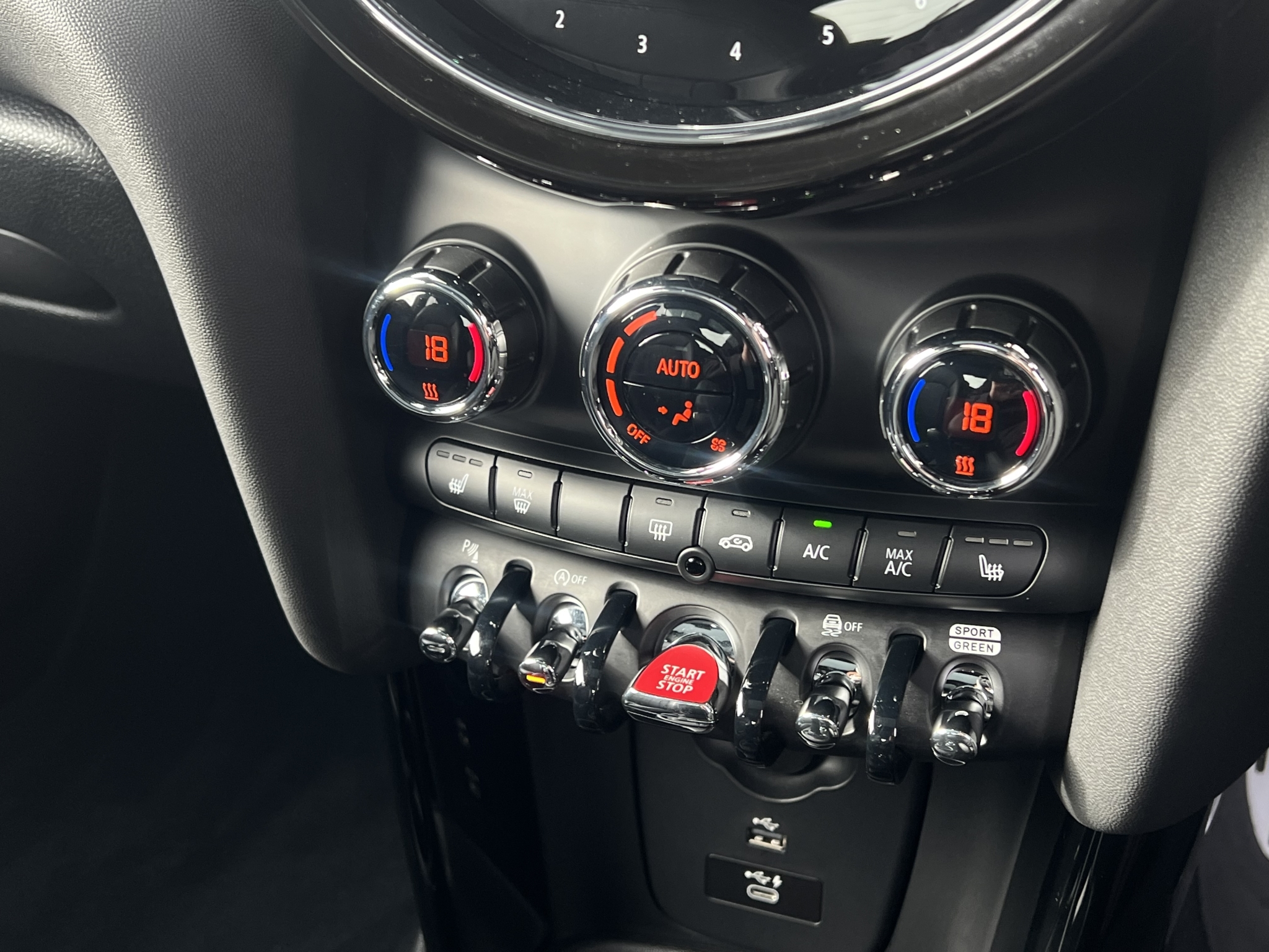 MINI Hatch 2022 - 13