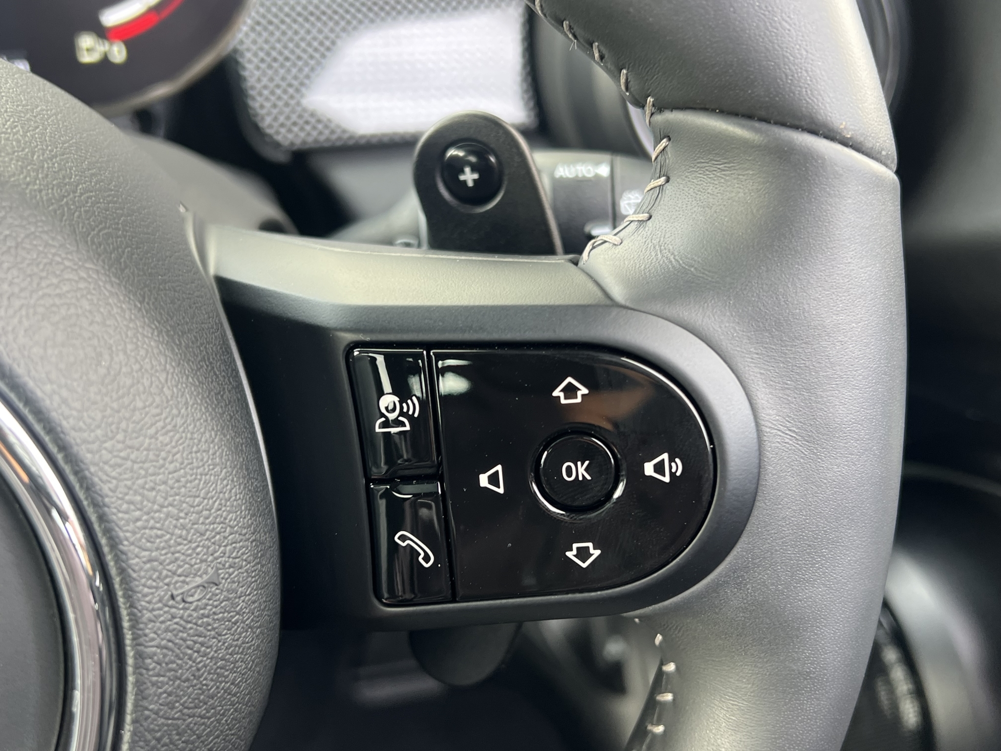 MINI Hatch 2022 - 16
