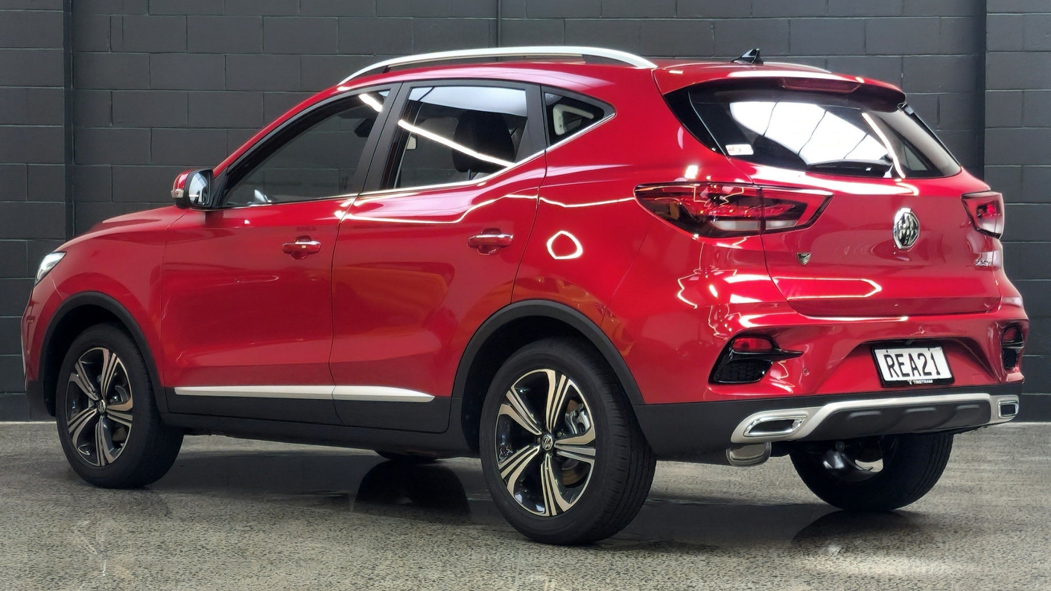 MG ZST 2025 - 4