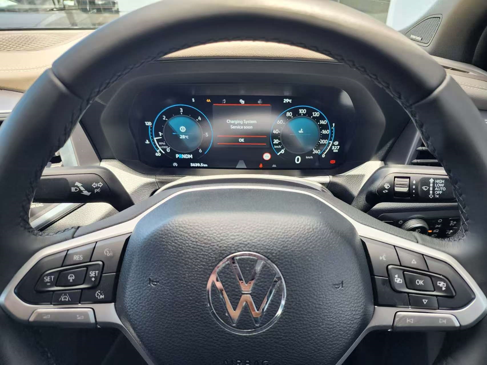 Volkswagen Amarok 2025 - 7