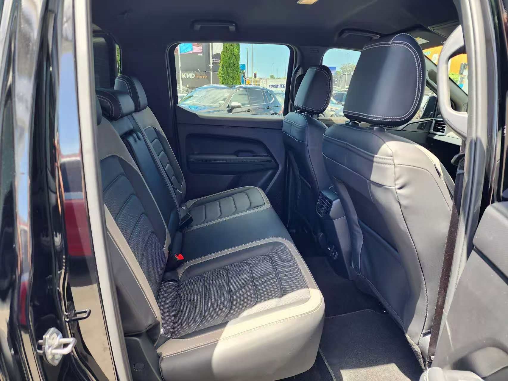 Volkswagen Amarok 2025 - 10