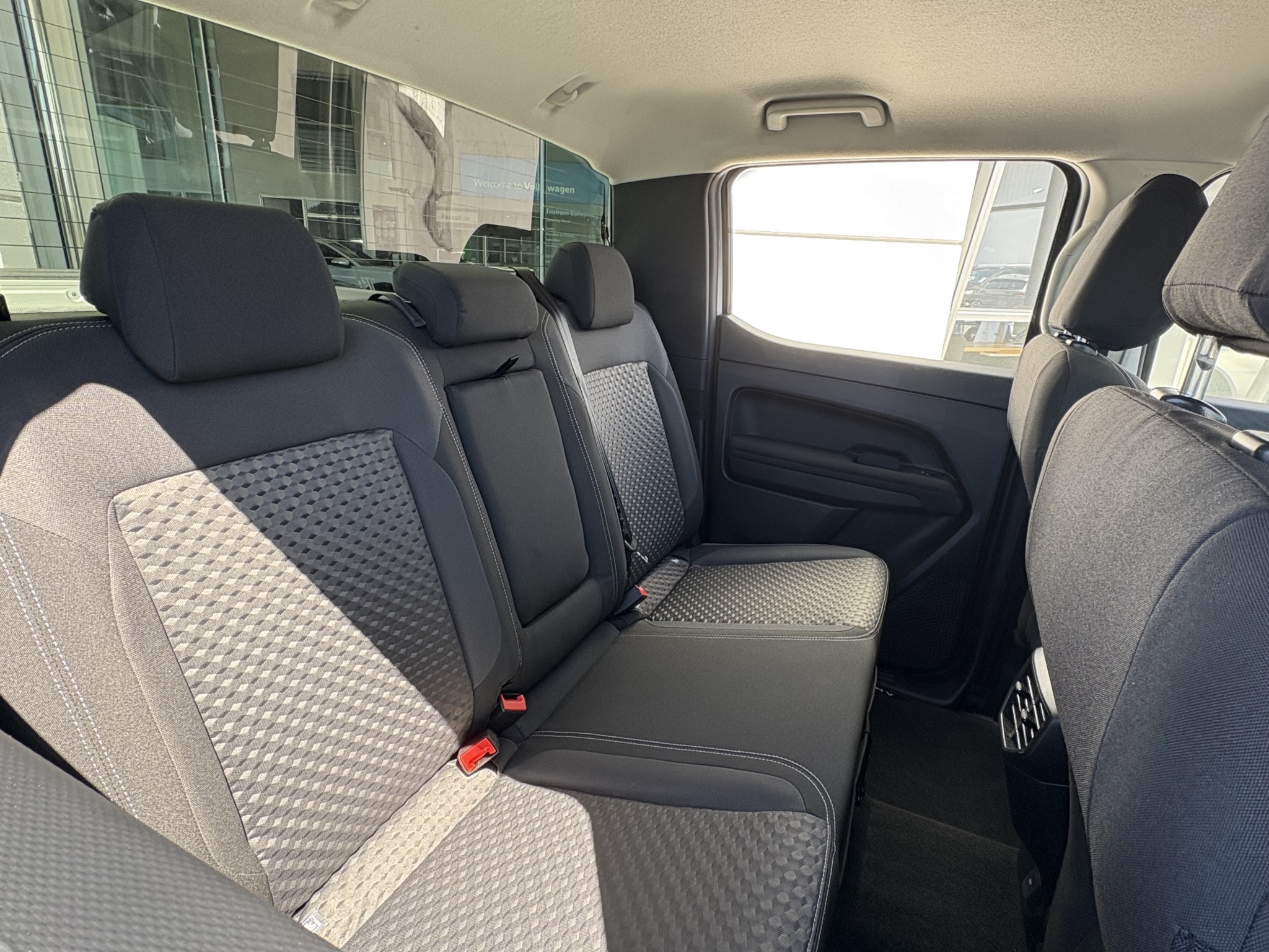 Volkswagen Amarok 2025 - 9