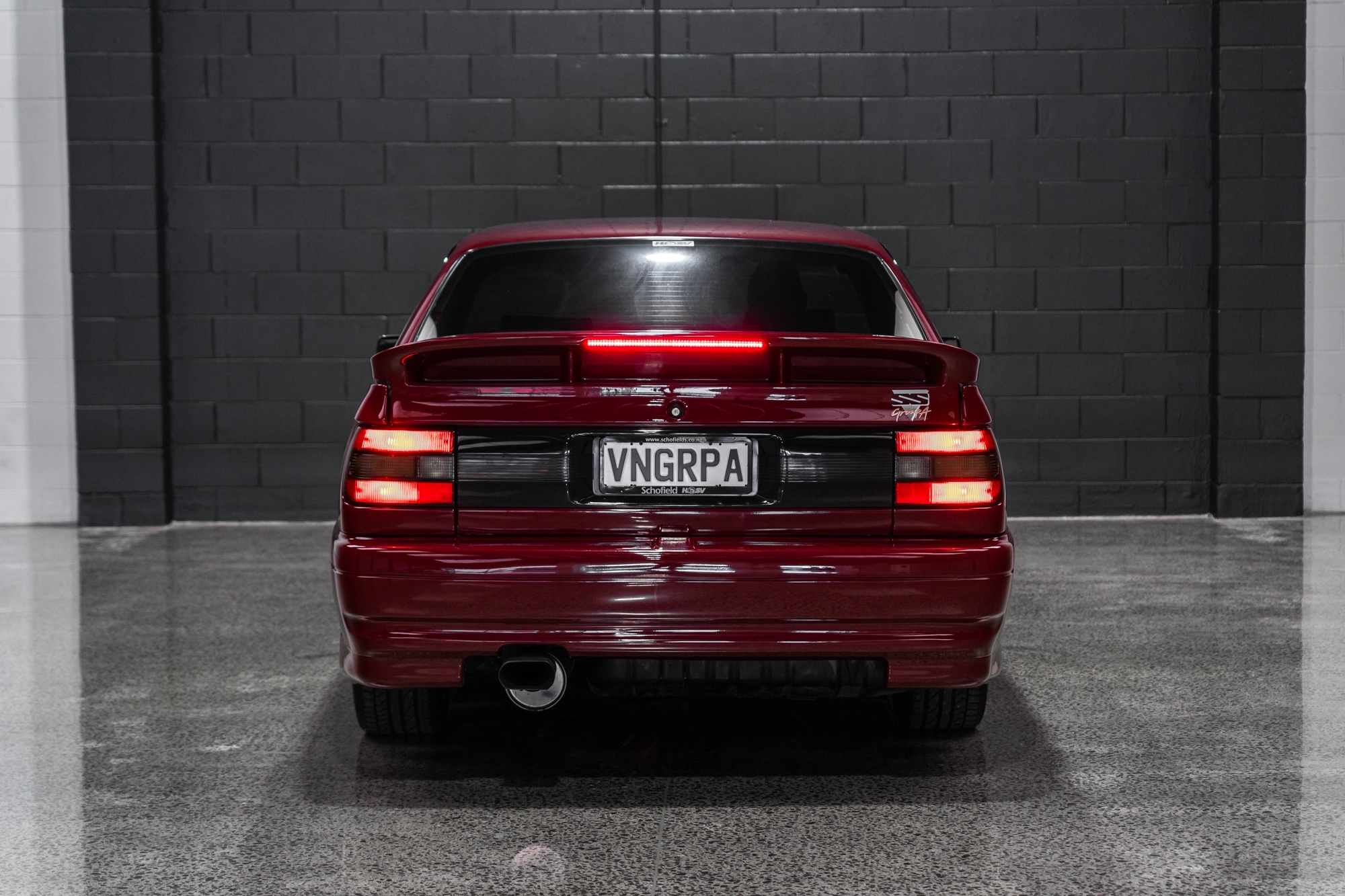 Holden Commodore 1990 - 5