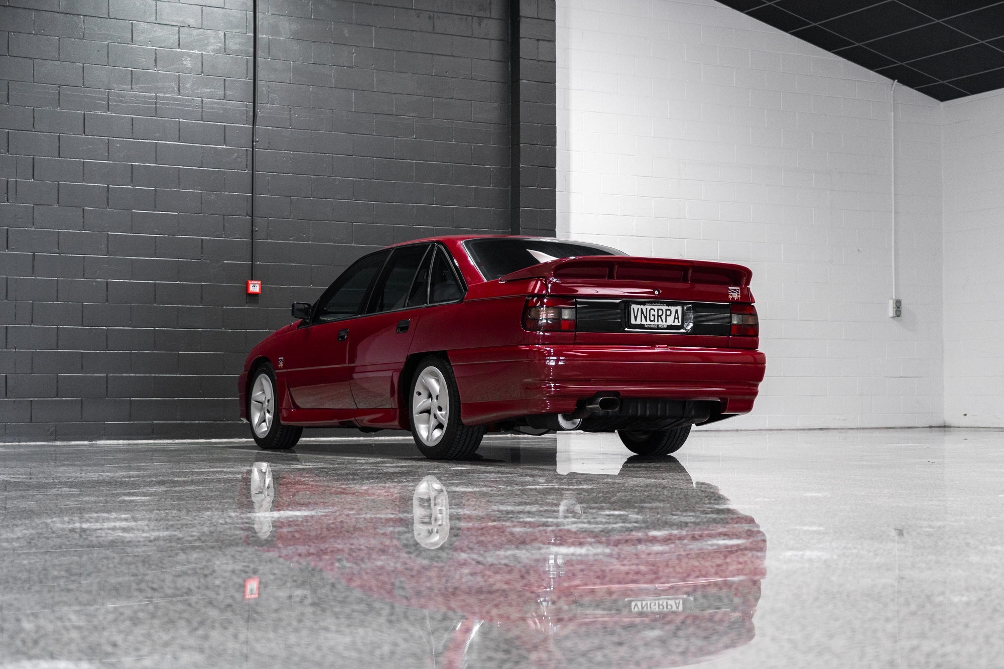 Holden Commodore 1990 - 6