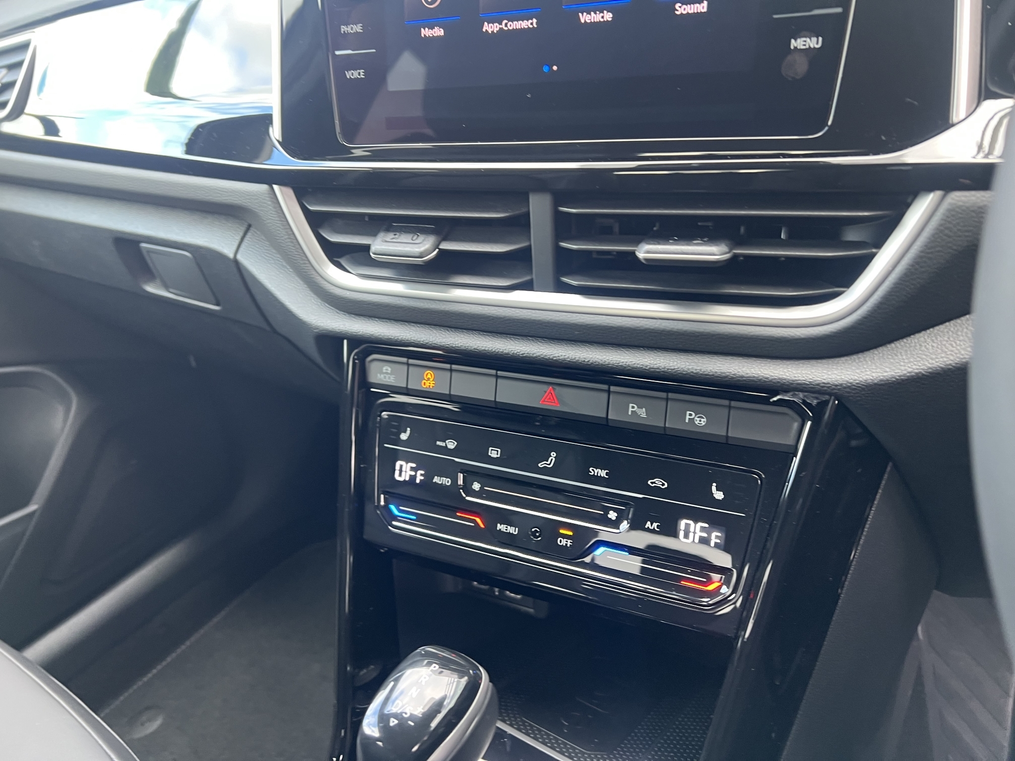 Volkswagen T-Roc 2025 - 11