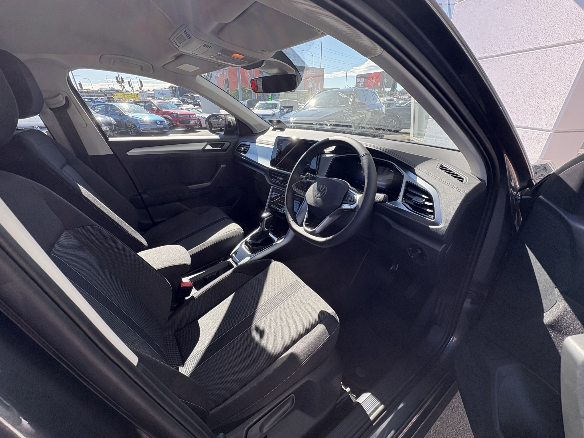Volkswagen T-Roc 2025 - 13