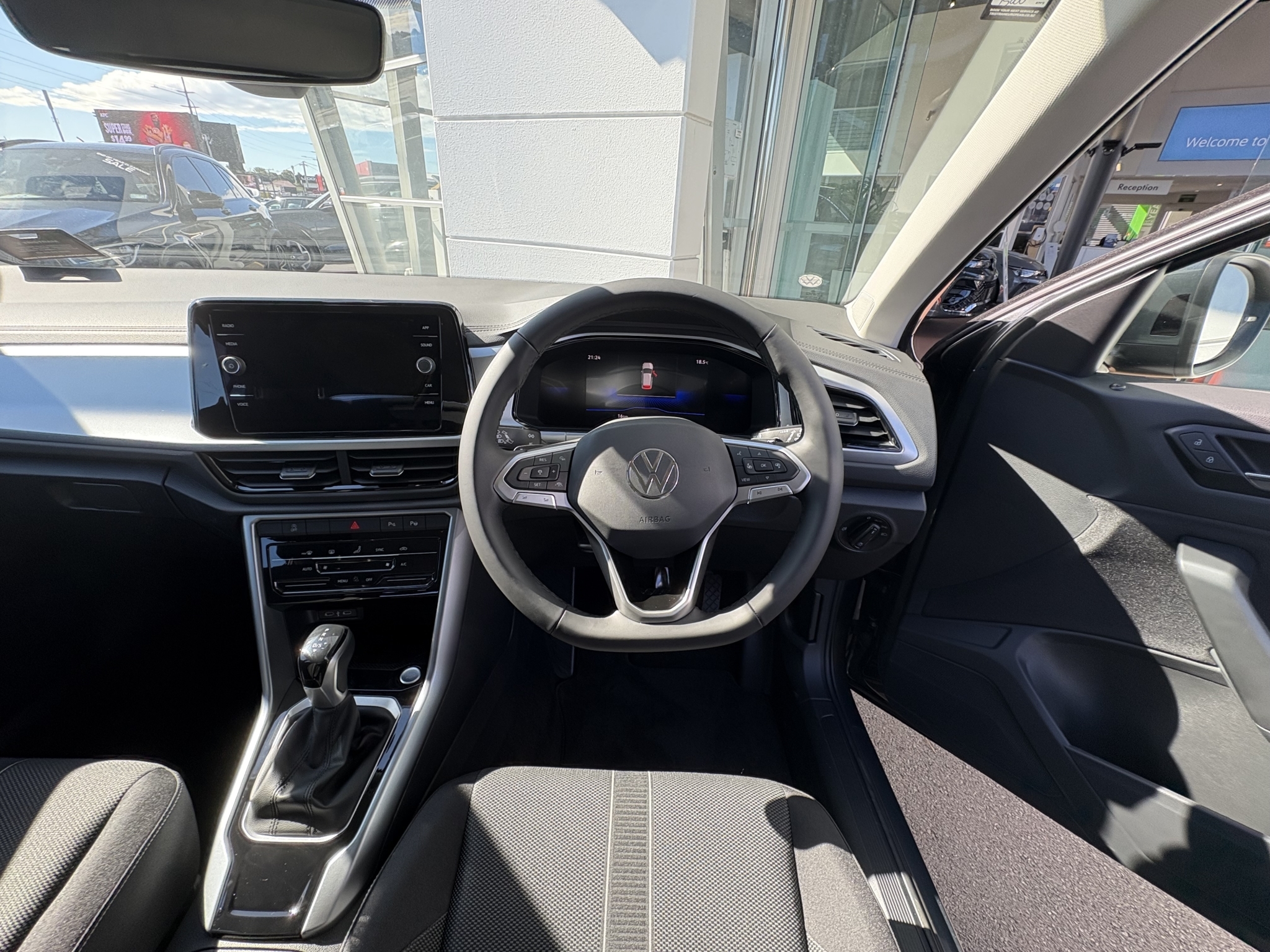 Volkswagen T-Roc 2025 - 14