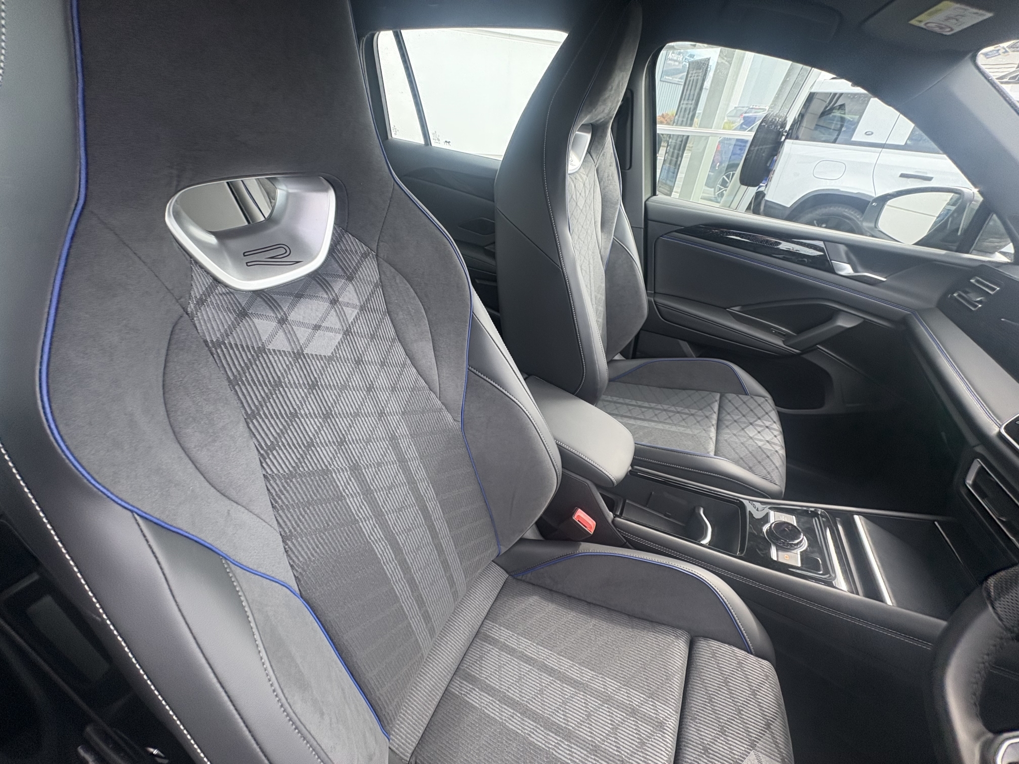 Volkswagen Tiguan 2025 - 12