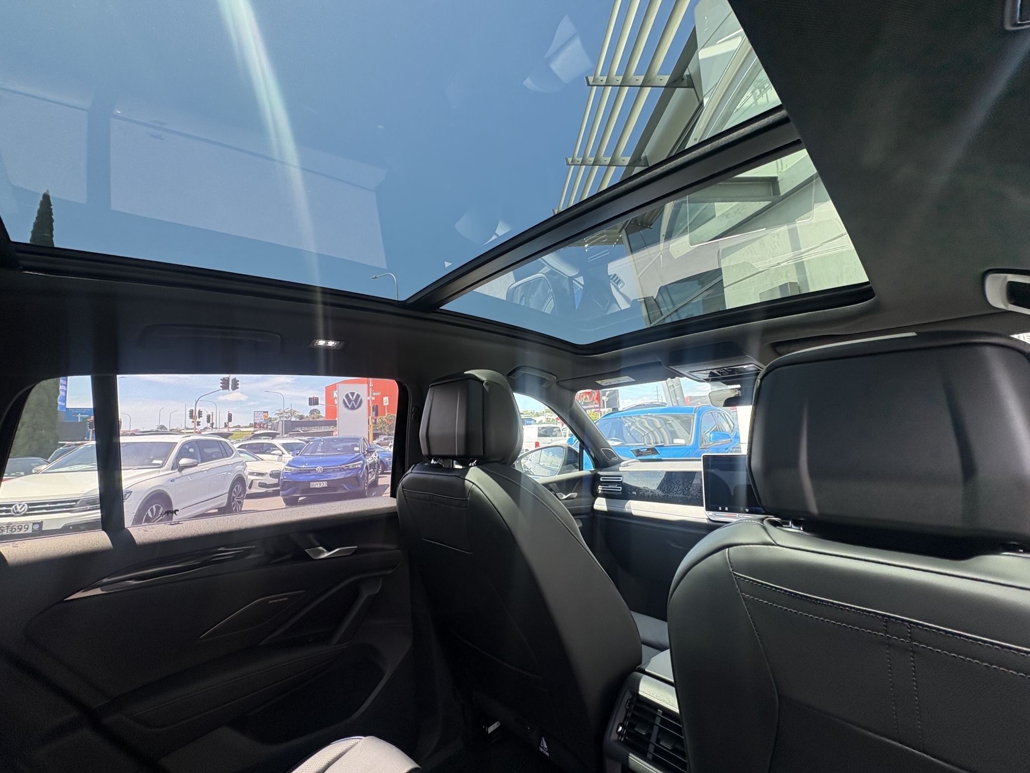 Volkswagen Tiguan 2025 - 11