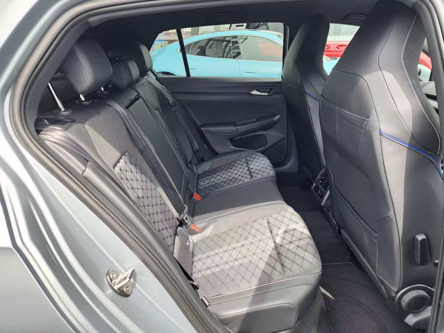 Volkswagen Golf 2026 - 6