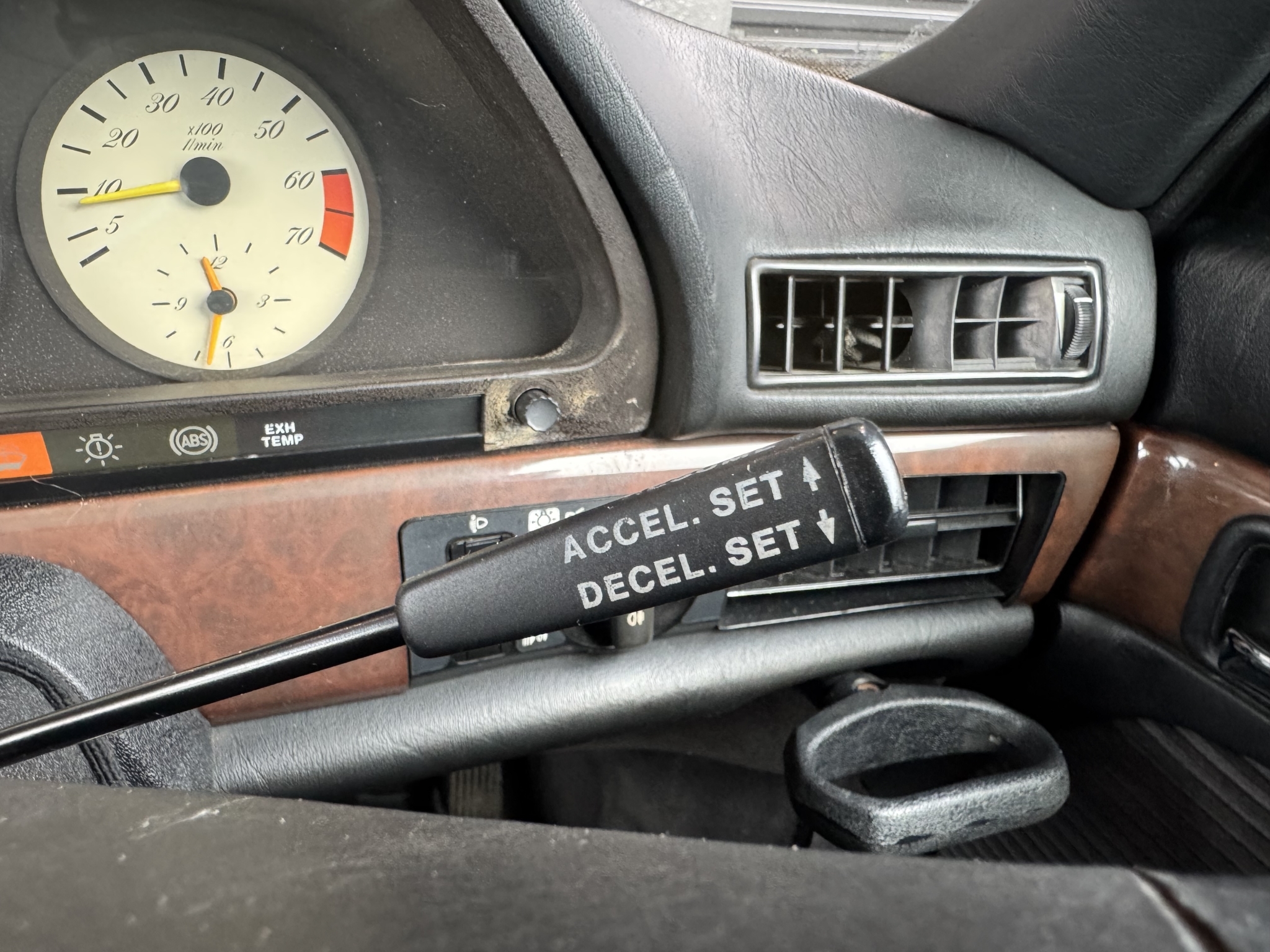 Mercedes-Benz 560 1989 - 16