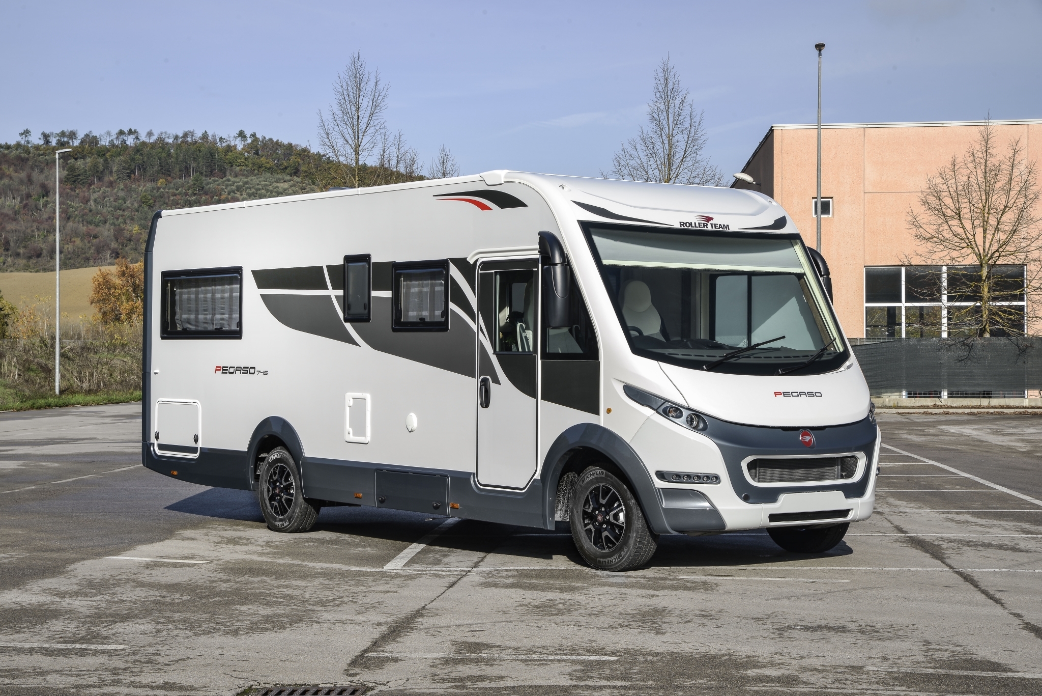 Roller Team Pegaso 745 2025